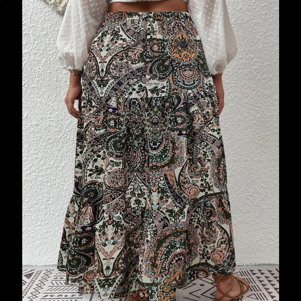 Boho Gypsy Plus Size Floral Paisleys Print Skirt - Picture 8 of 8